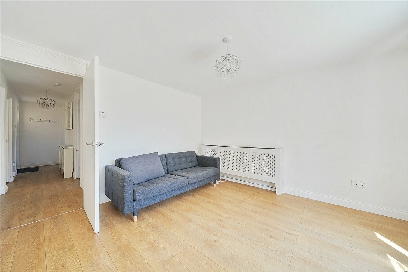 2 bedroom property for sale in  | Robinson Jackson