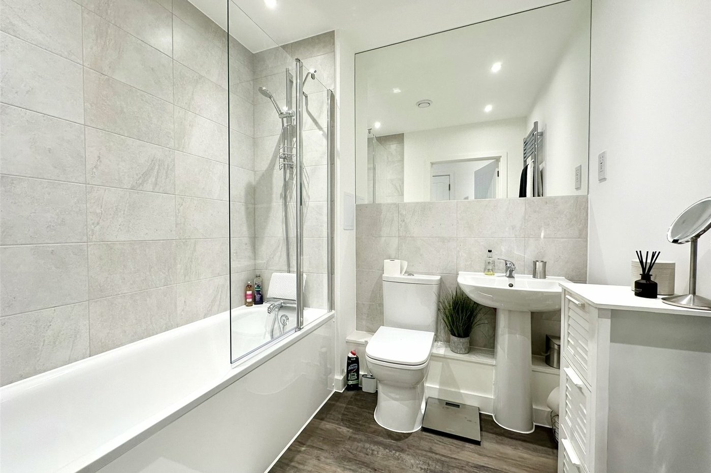 2 bedroom property for sale in Western Cross | Robinson Jackson