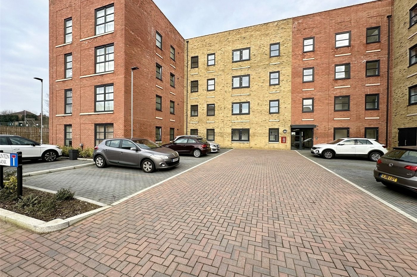 2 bedroom property for sale in Western Cross | Robinson Jackson