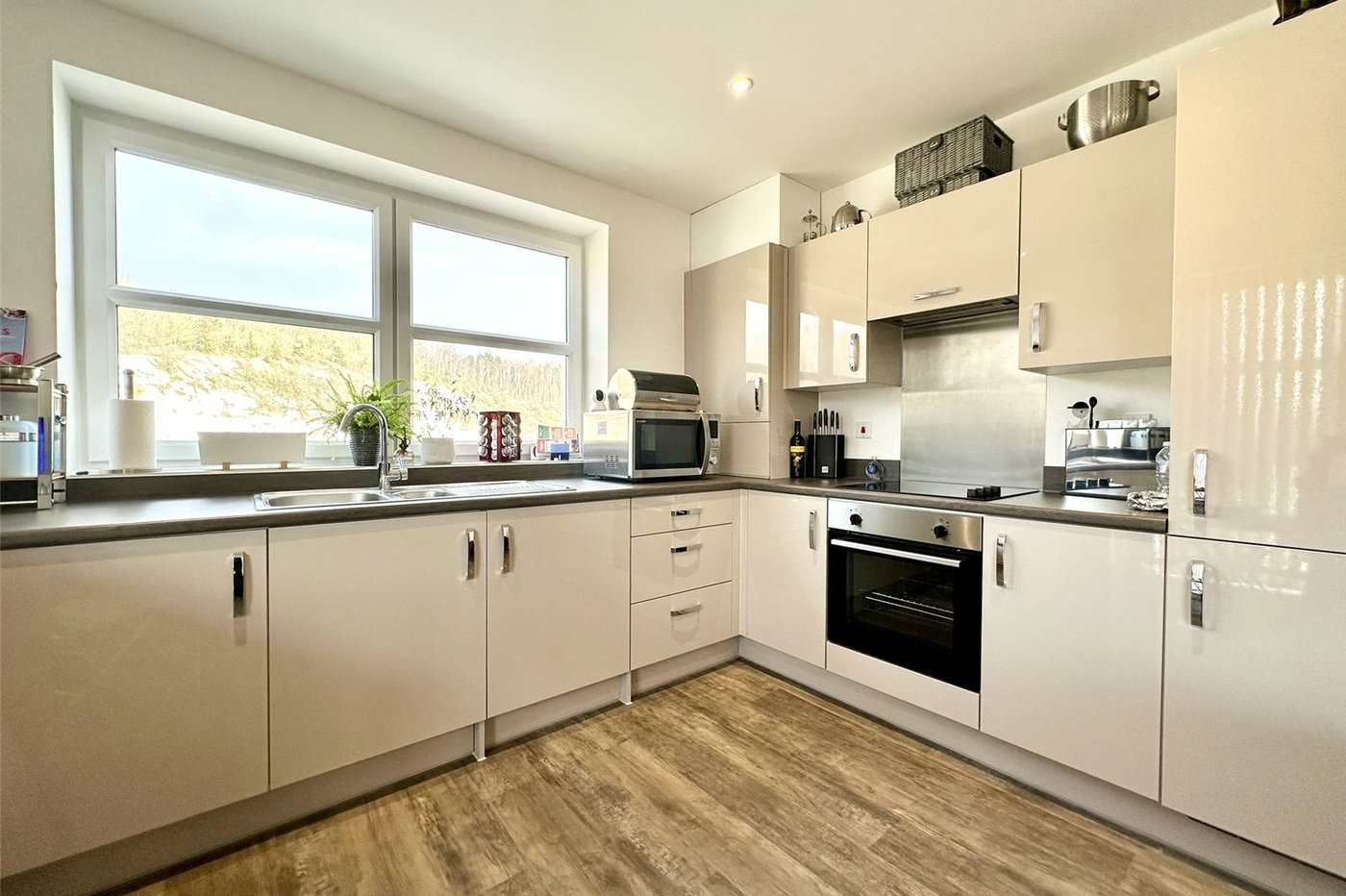 2 bedroom property for sale in Western Cross | Robinson Jackson