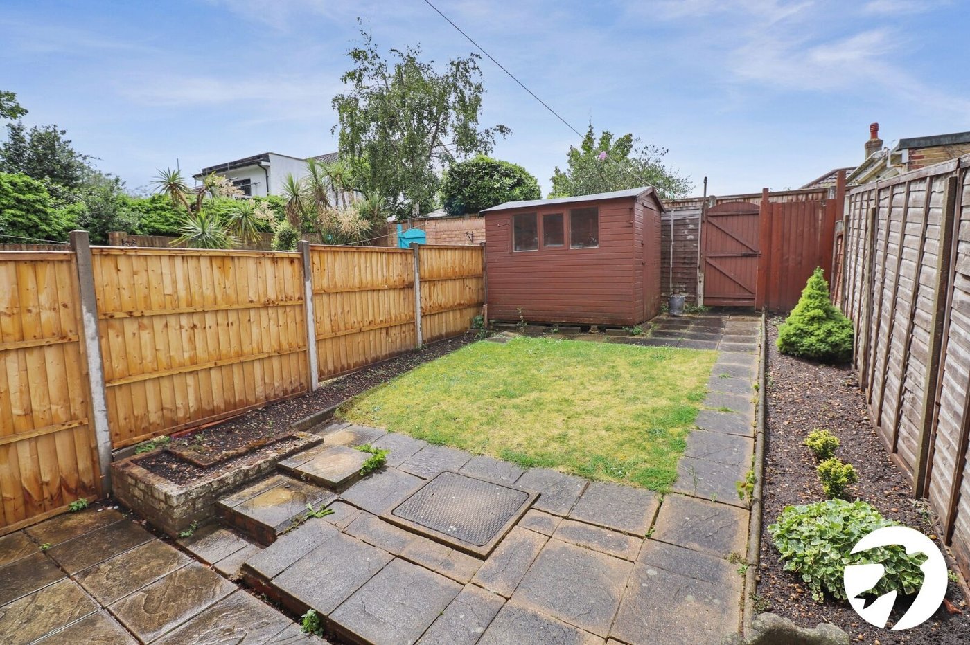 2 bedroom house for sale in London | Robinson Jackson