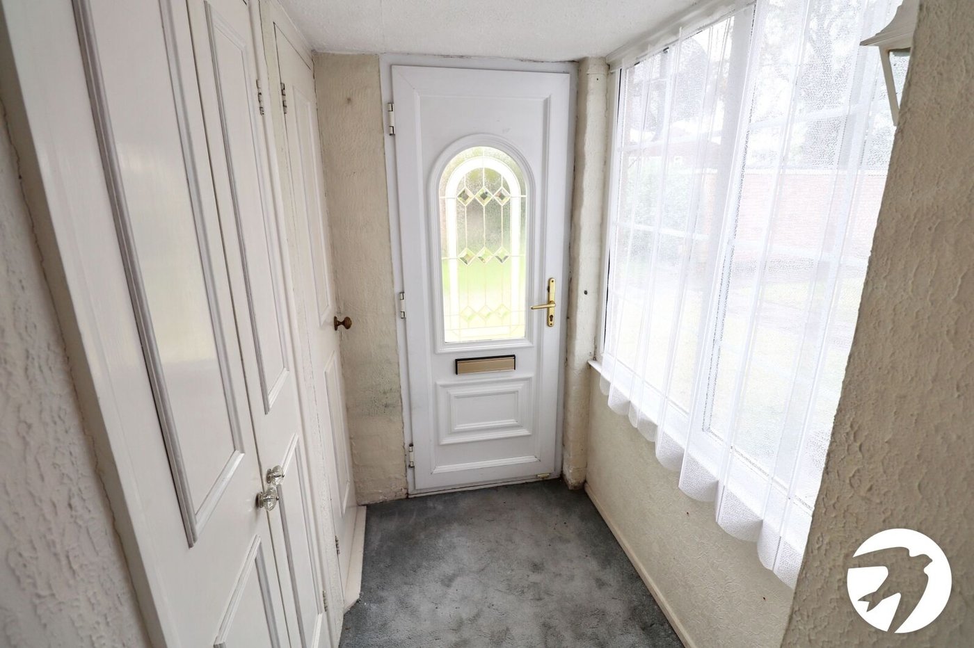 2 bedroom house for sale in London | Robinson Jackson