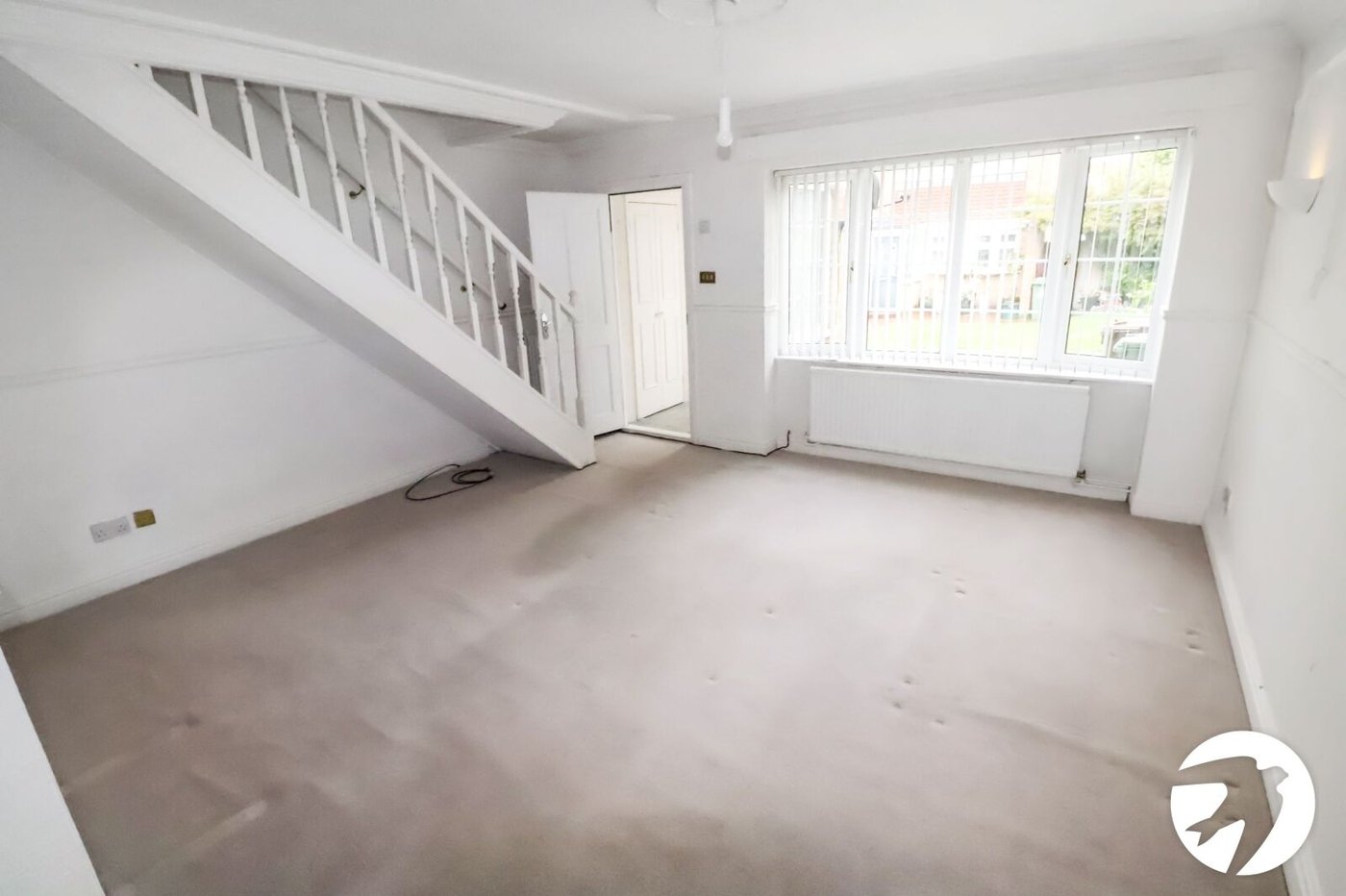 2 bedroom house for sale in London | Robinson Jackson