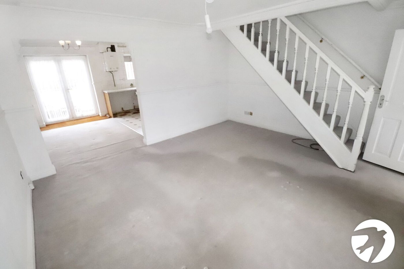 2 bedroom house for sale in London | Robinson Jackson