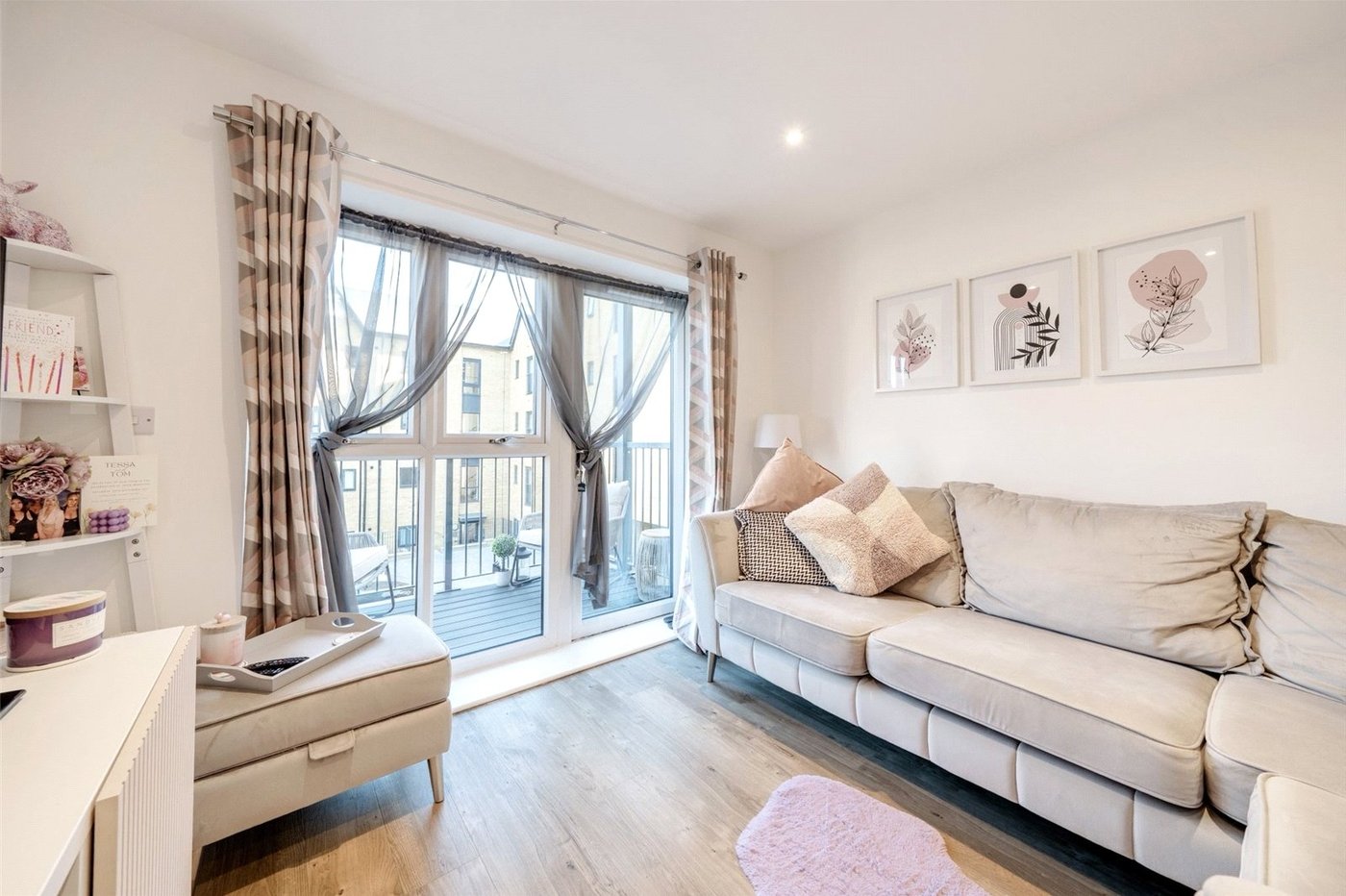 1 bedroom property for sale in Swanscombe | Robinson Jackson