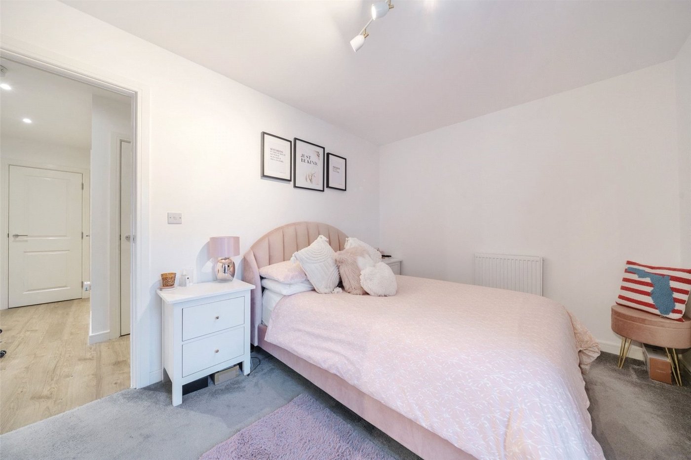 1 bedroom property for sale in Swanscombe | Robinson Jackson