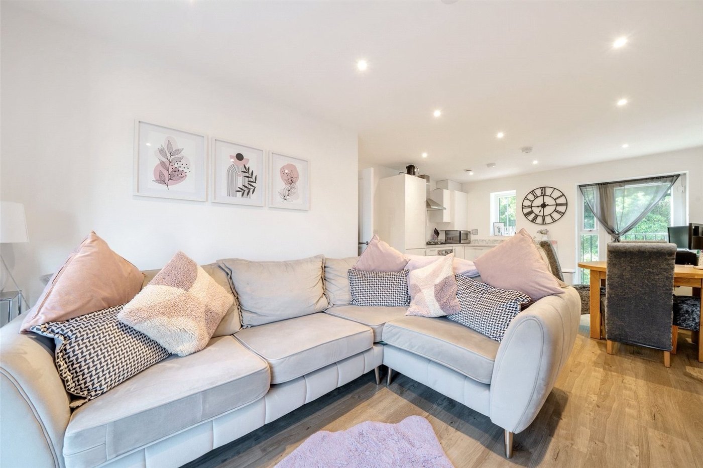 1 bedroom property for sale in Swanscombe | Robinson Jackson