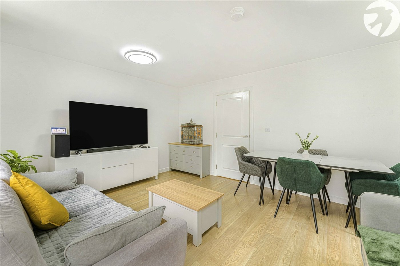 3 bedroom property for sale in Swanscombe | Robinson Jackson