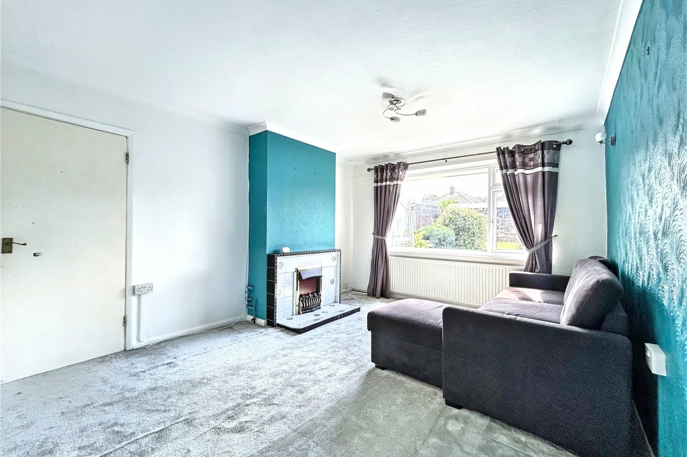 2 bedroom bungalow for sale in Rainham | Robinson Michael & Jackson