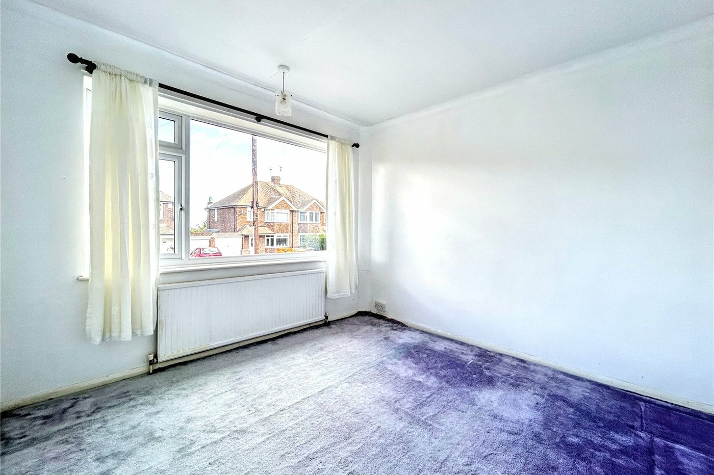 2 bedroom bungalow for sale in Rainham | Robinson Michael & Jackson