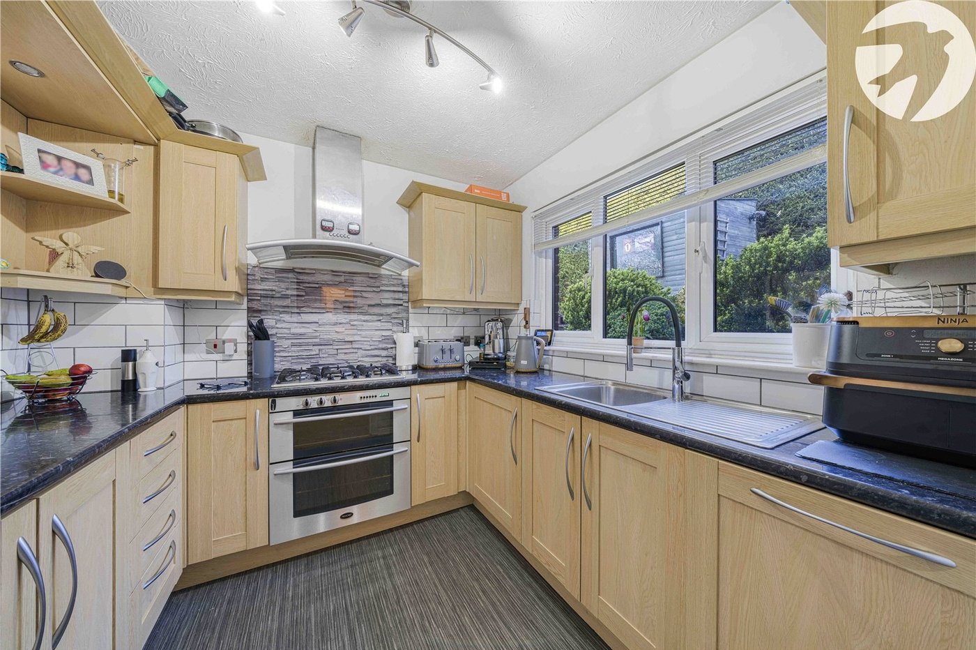 4 bedroom house for sale in Bean | Robinson Jackson