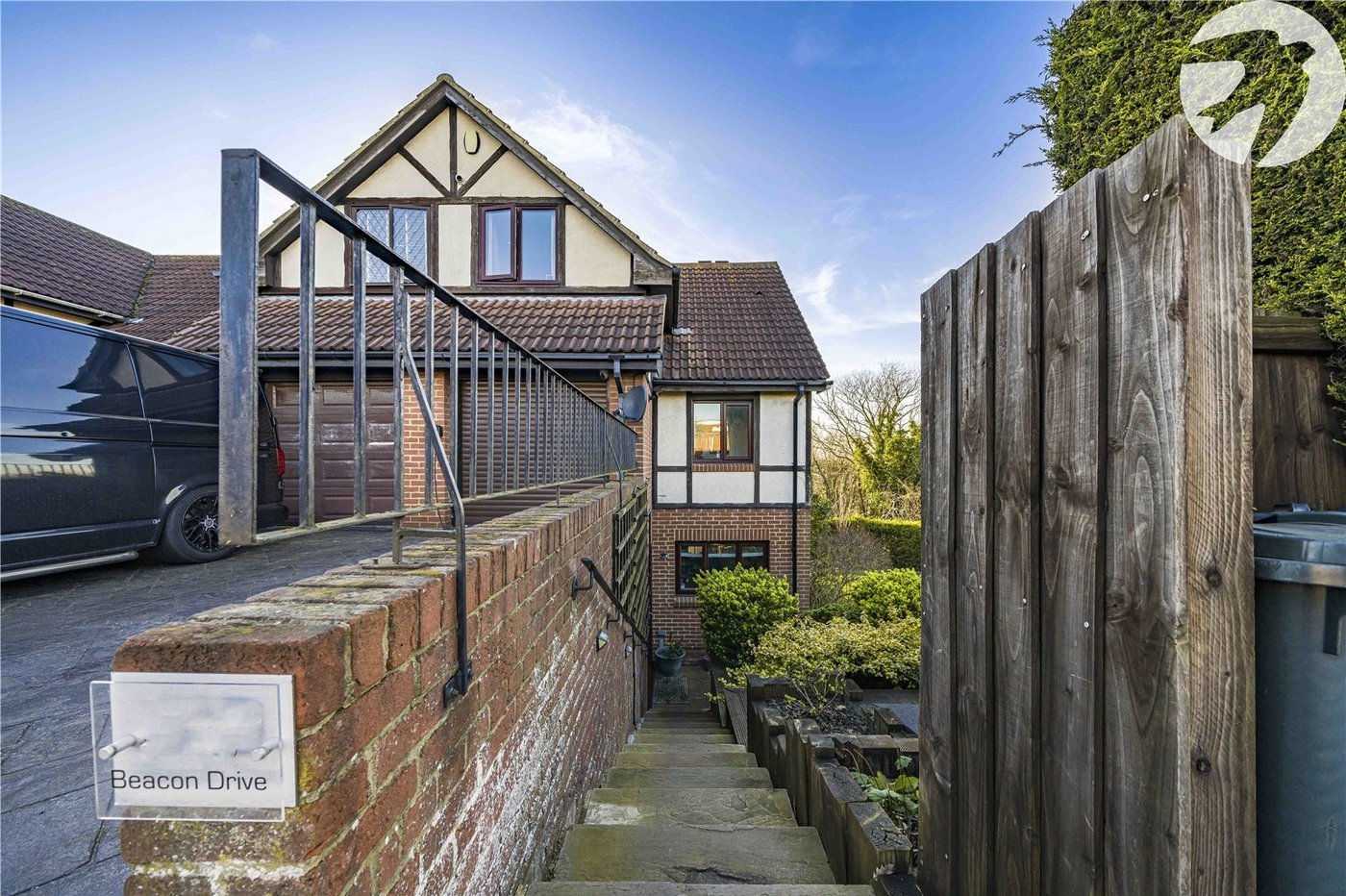 4 bedroom house for sale in Bean | Robinson Jackson