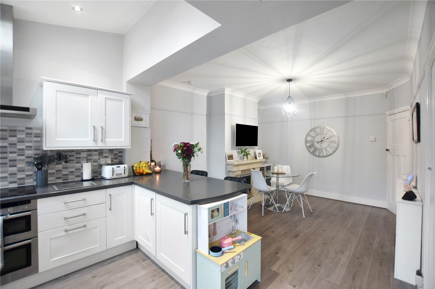 2 bedroom house for sale in Bexley | Robinson Jackson