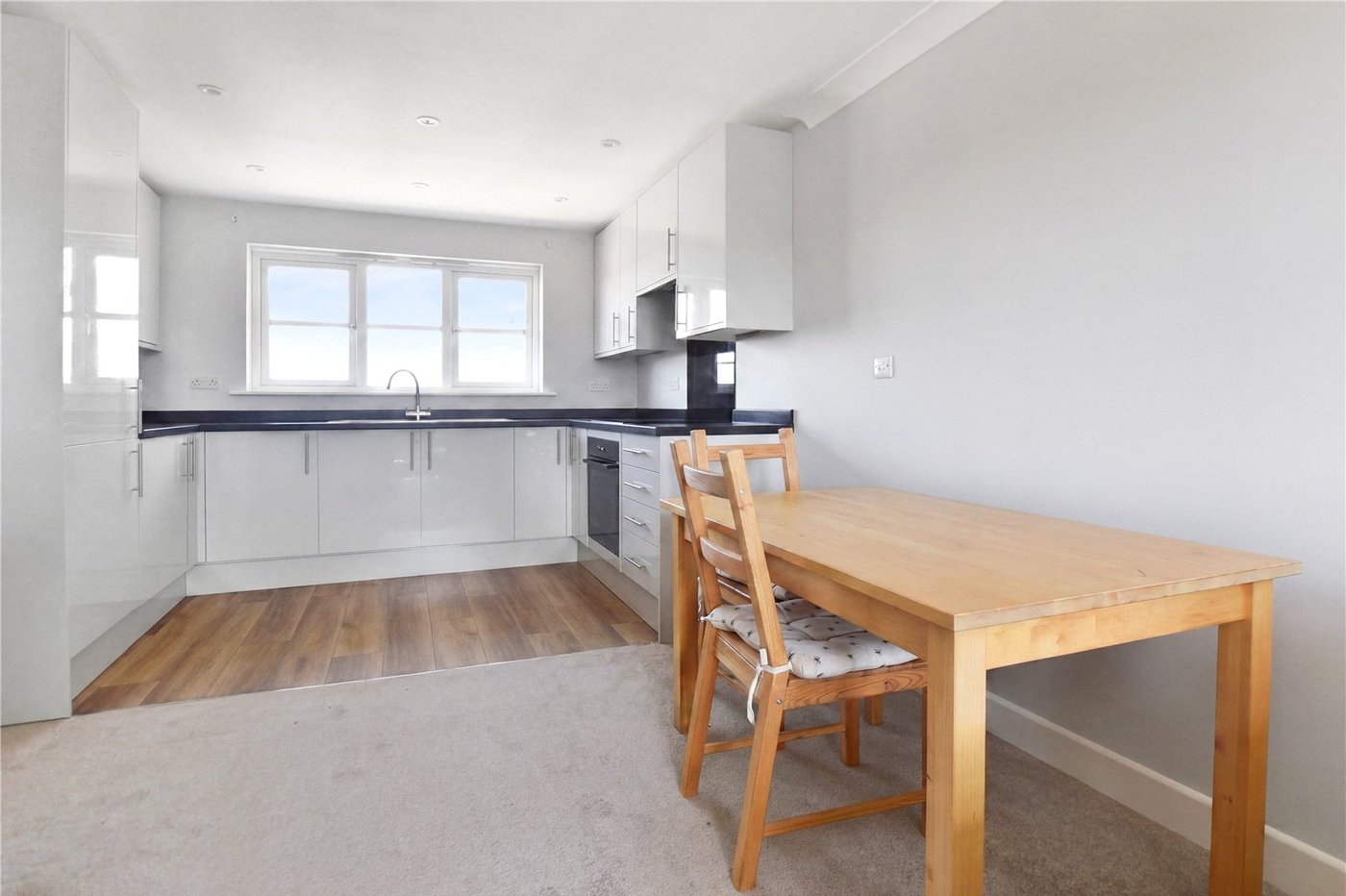 2 bedroom property for sale in Bexley | Robinson Jackson