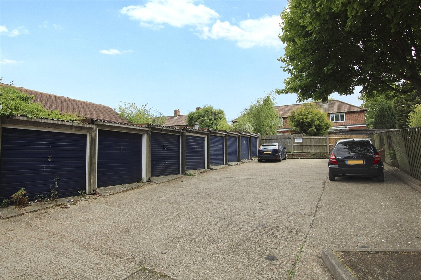 2 bedroom property for sale in Mottingham | Robinson Jackson