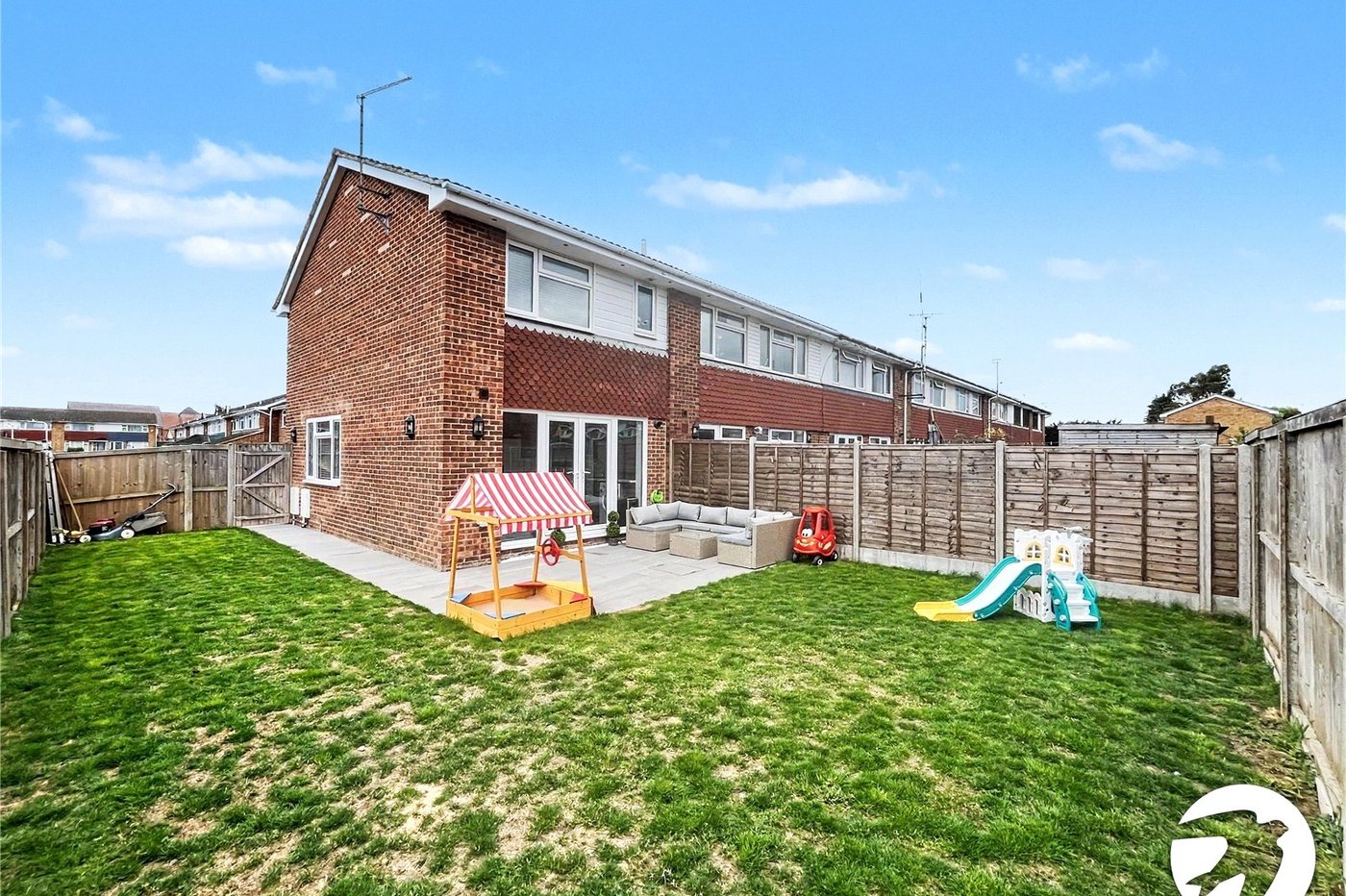 2 bedroom house for sale in Sittingbourne | Robinson Michael & Jackson