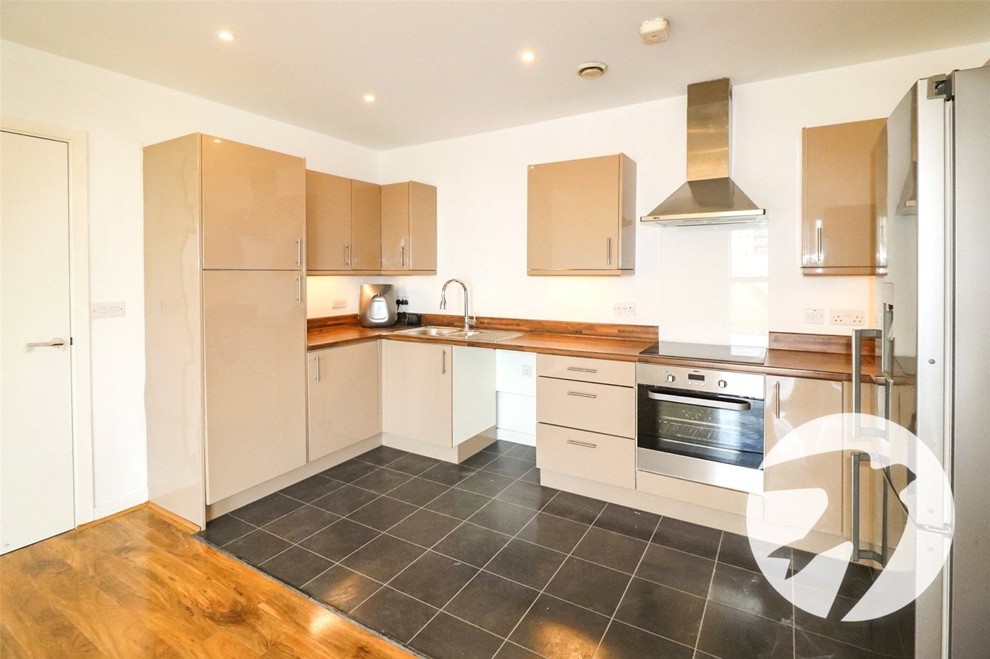 2 bedroom property for sale in Callender Road | Robinson Jackson