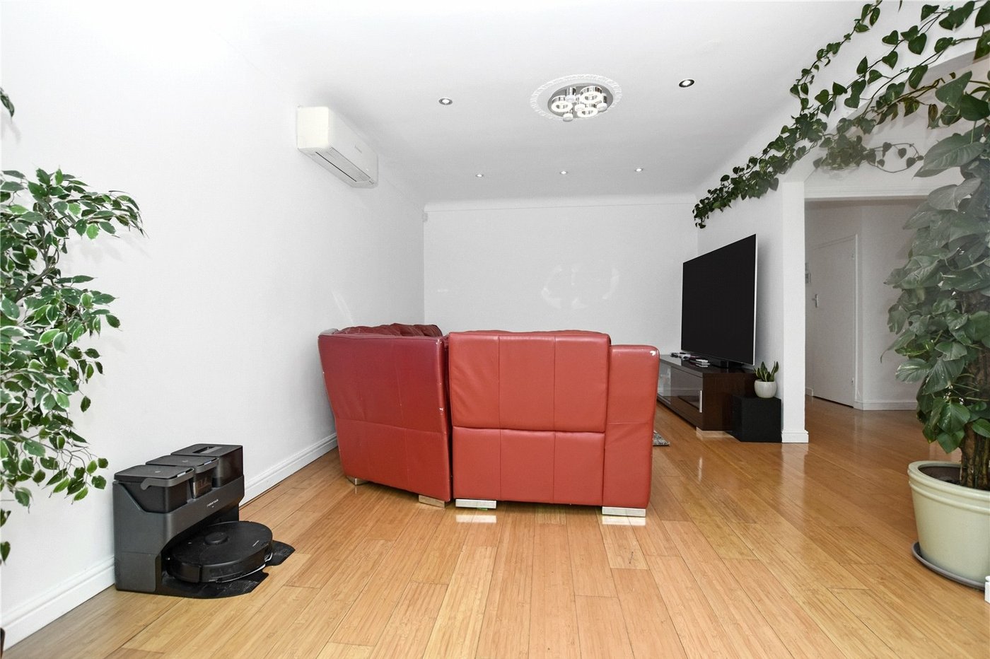 5 bedroom house for sale in Bexleyheath | Robinson Jackson