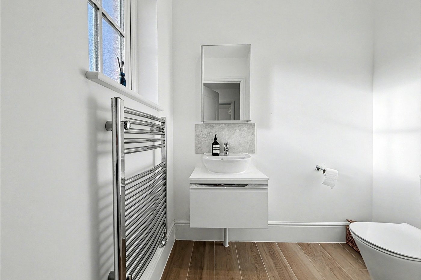 4 bedroom house for sale in Rainham | Robinson Michael & Jackson