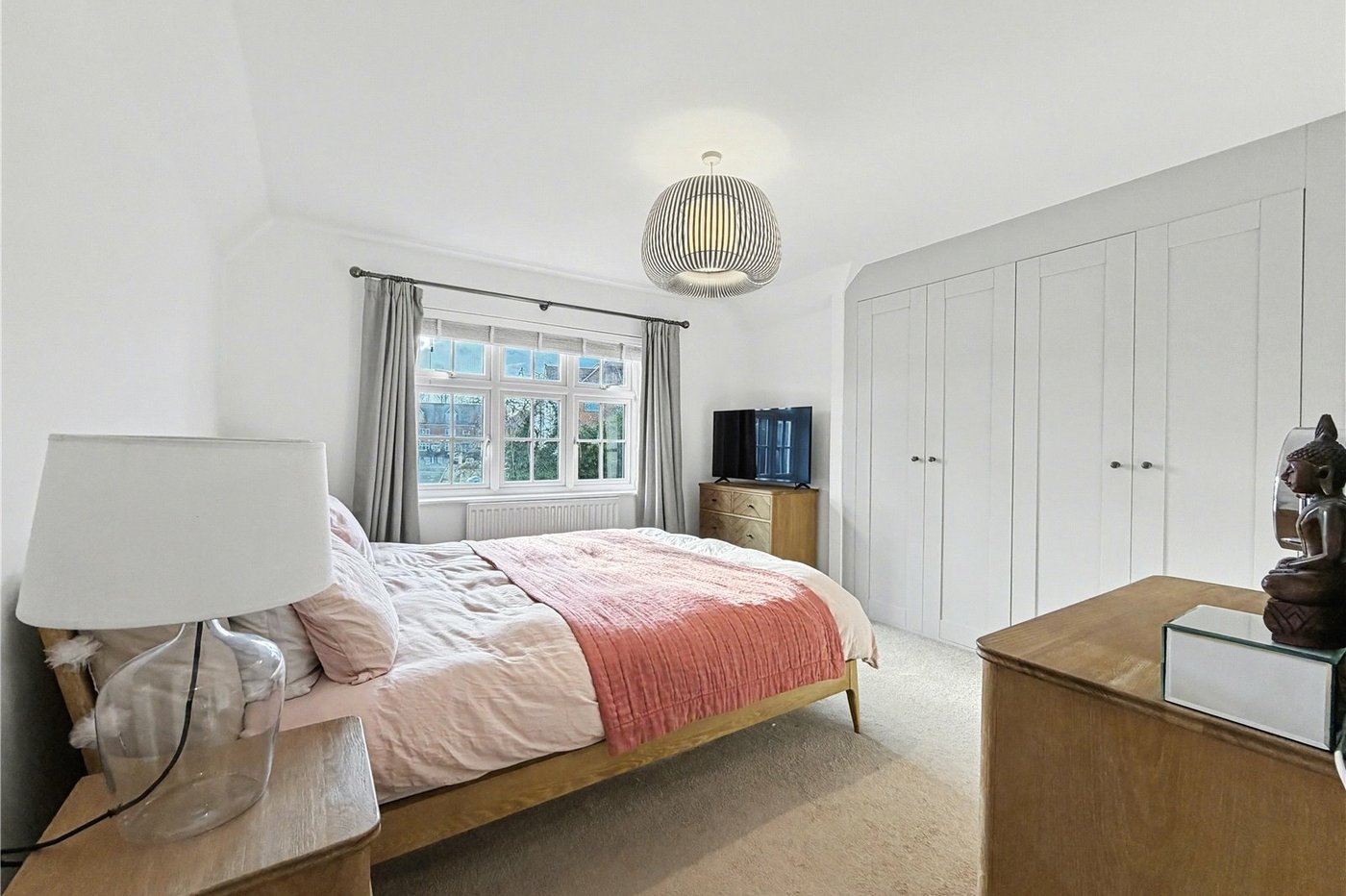 4 bedroom house for sale in Rainham | Robinson Michael & Jackson