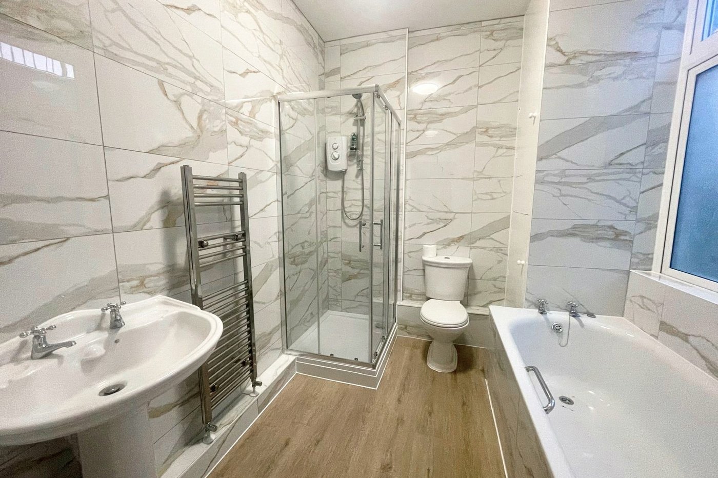 5 bedroom house for sale in London | Robinson Jackson