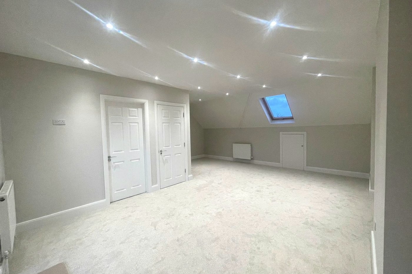 5 bedroom house for sale in London | Robinson Jackson