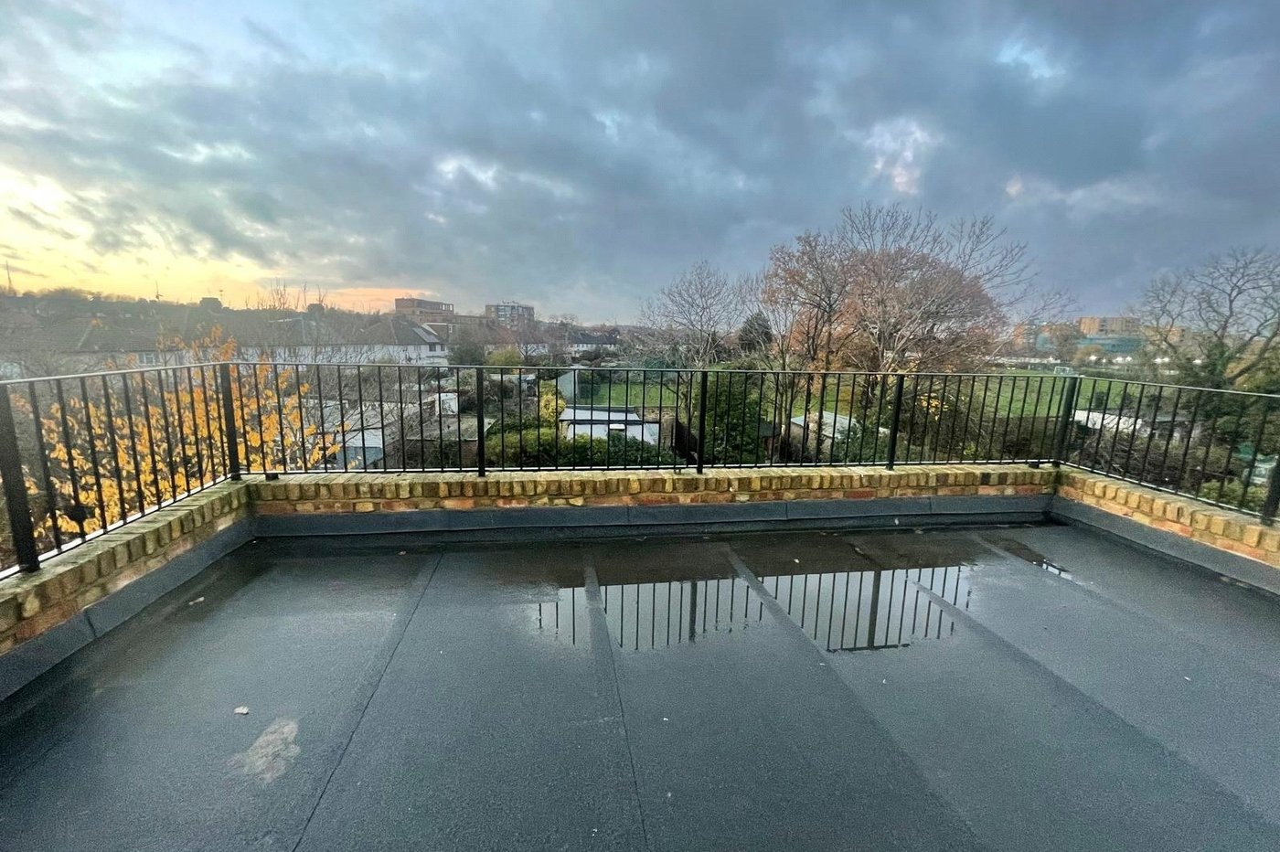 5 bedroom house for sale in London | Robinson Jackson