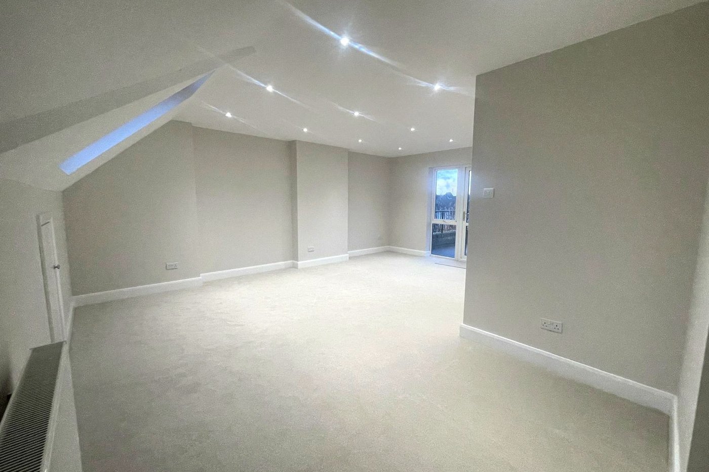 5 bedroom house for sale in London | Robinson Jackson