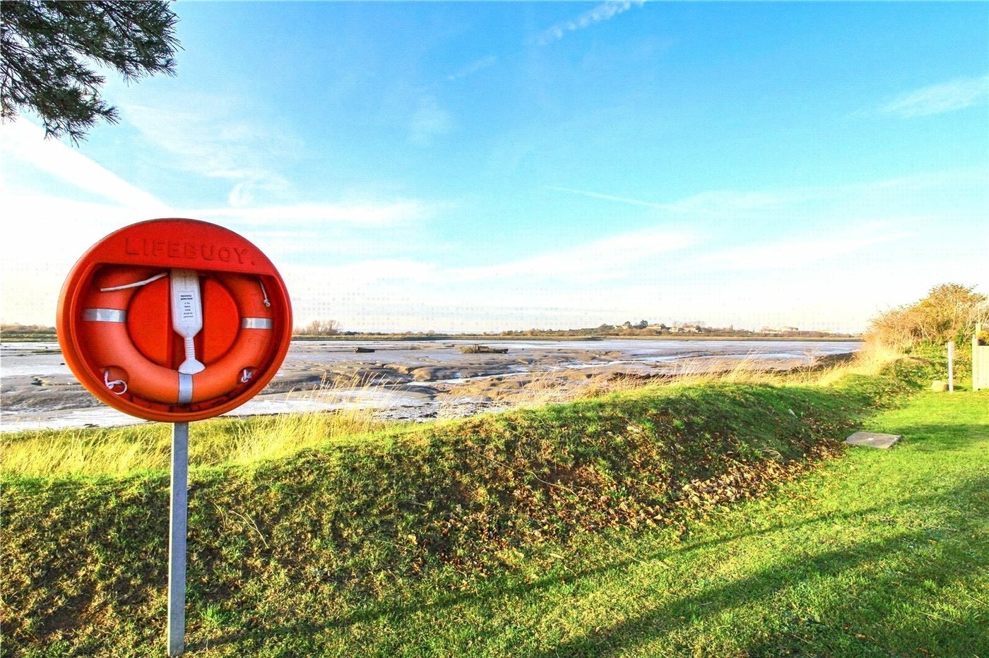 2 bedroom bungalow for sale in Otterham Quay Lane | Robinson Michael & Jackson