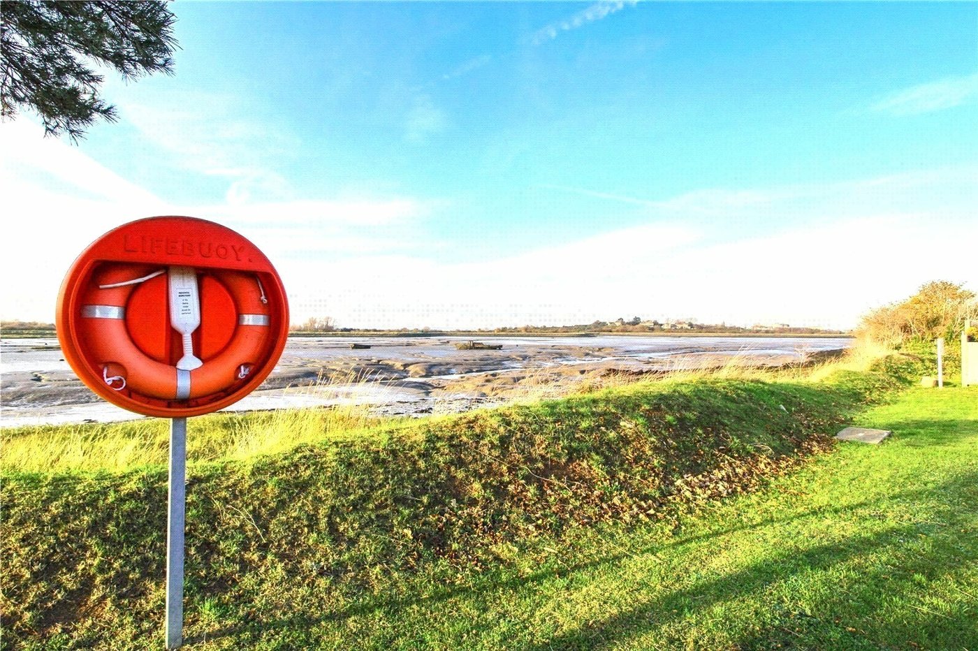 2 bedroom bungalow for sale in Otterham Quay Lane | Robinson Michael & Jackson