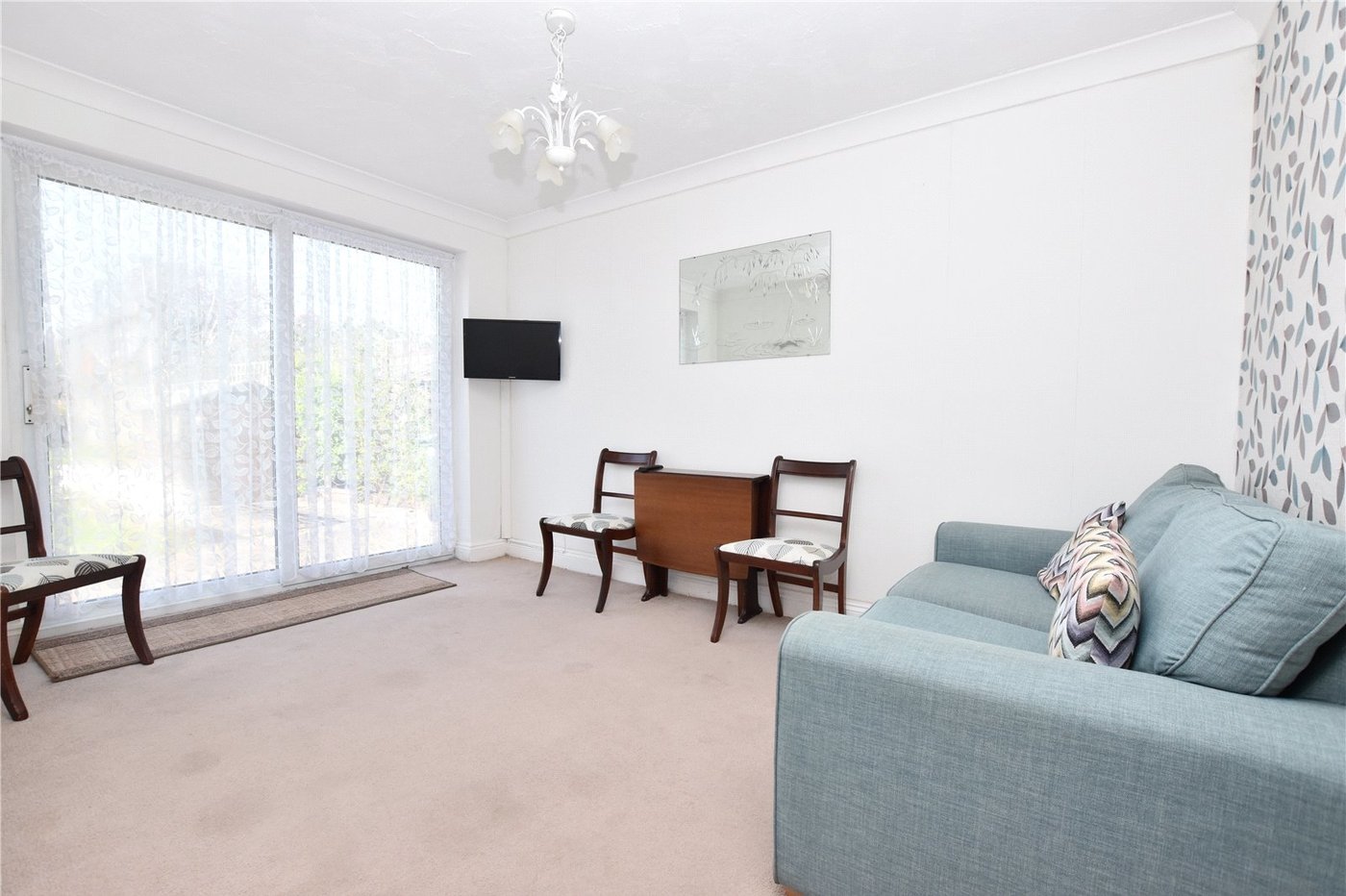 2 bedroom bungalow for sale in Bexleyheath | Robinson Jackson