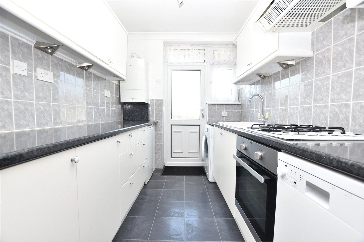 2 bedroom bungalow for sale in Bexleyheath | Robinson Jackson