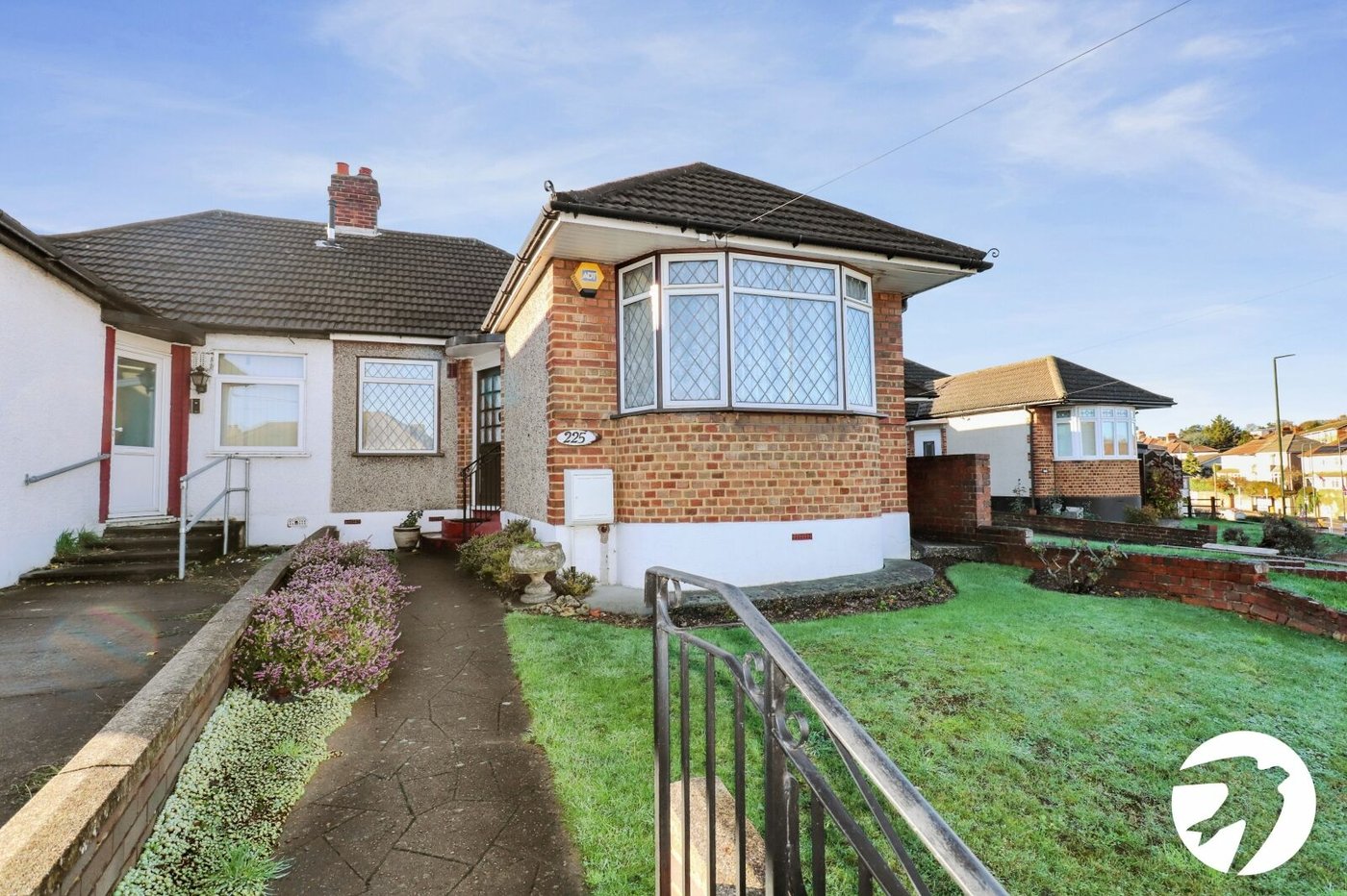 2 bedroom bungalow for sale in Bexleyheath | Robinson Jackson