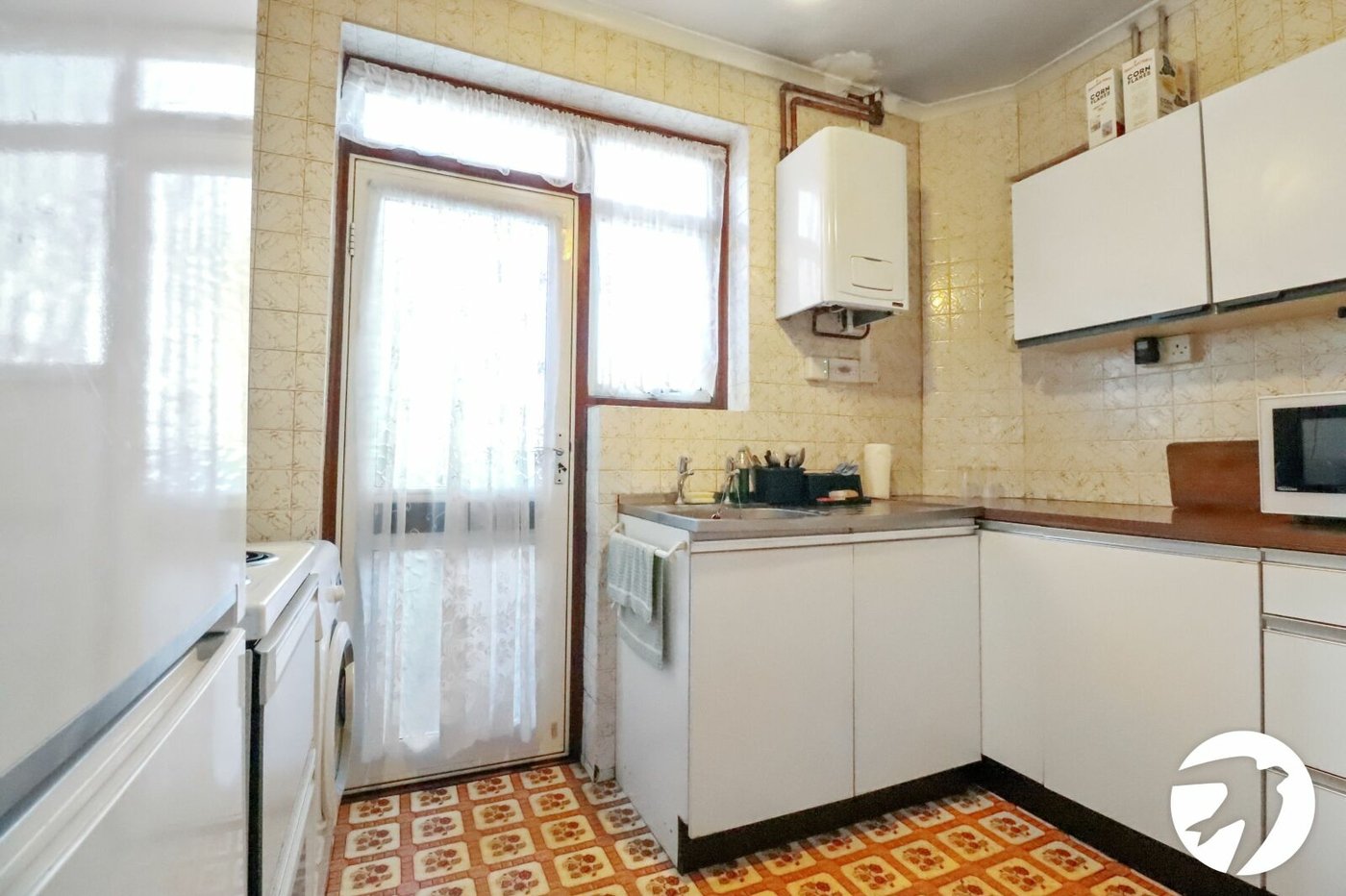 2 bedroom bungalow for sale in Bexleyheath | Robinson Jackson