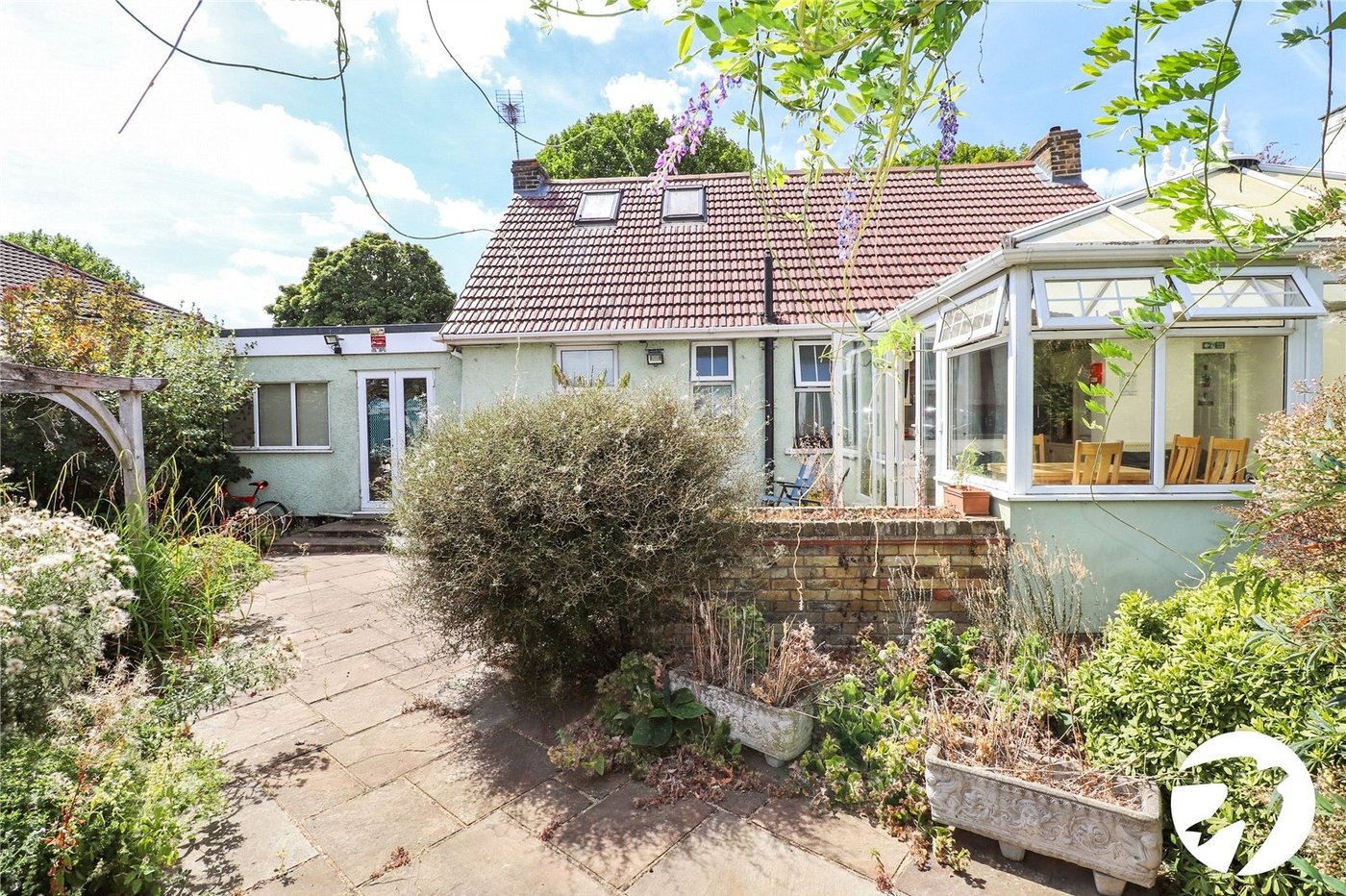 3 bedroom bungalow for sale in Upper Belvedere | Robinson Jackson