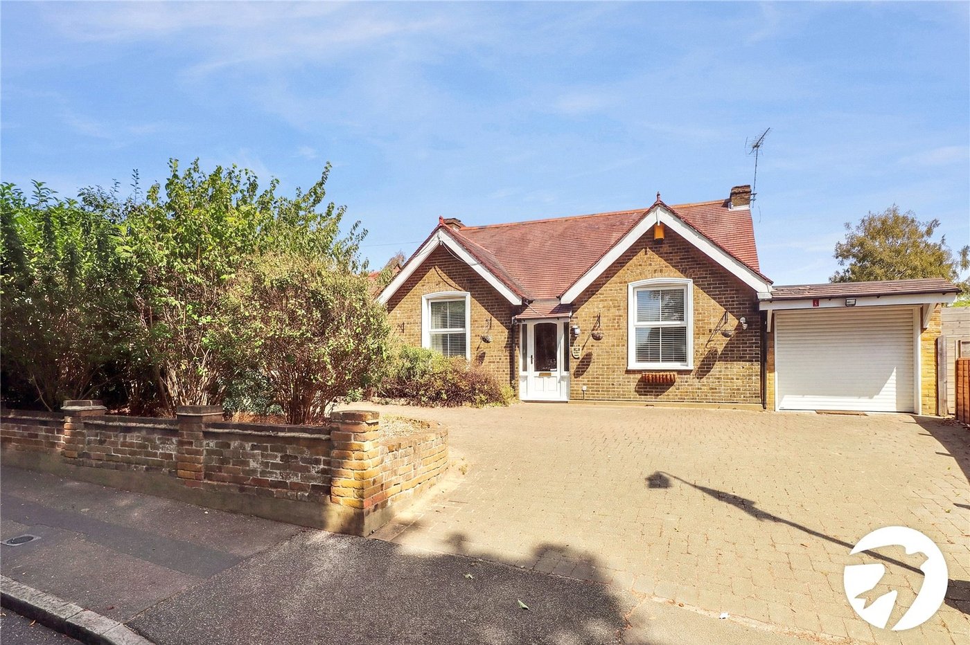3 bedroom bungalow for sale in Upper Belvedere | Robinson Jackson