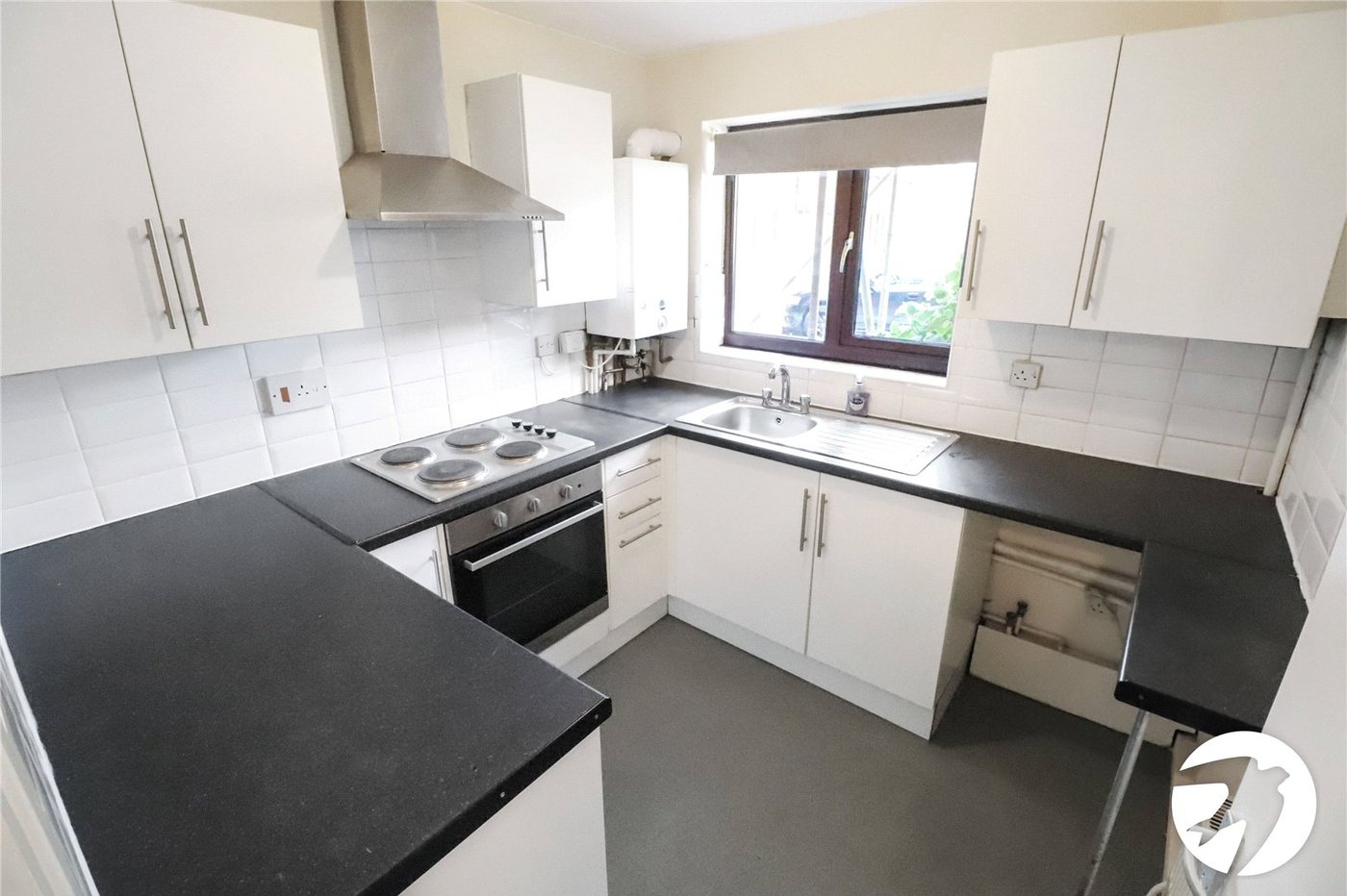 2 bedroom property for sale in Belvedere | Robinson Jackson