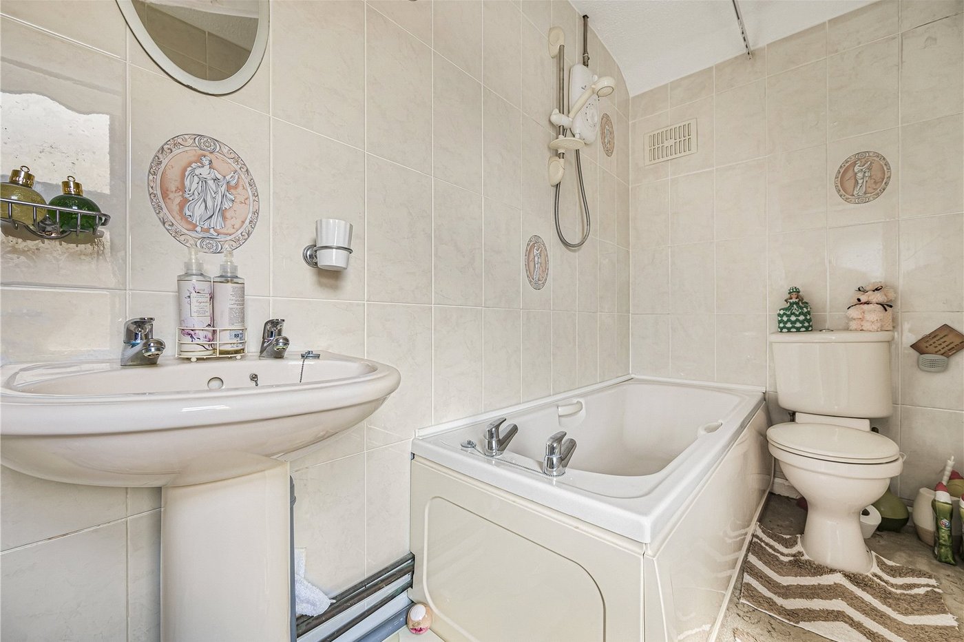 3 bedroom house for sale in Dartford | Robinson Jackson