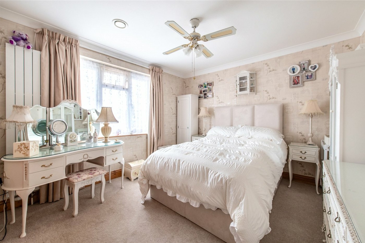 3 bedroom house for sale in Rochester | Robinson Michael & Jackson