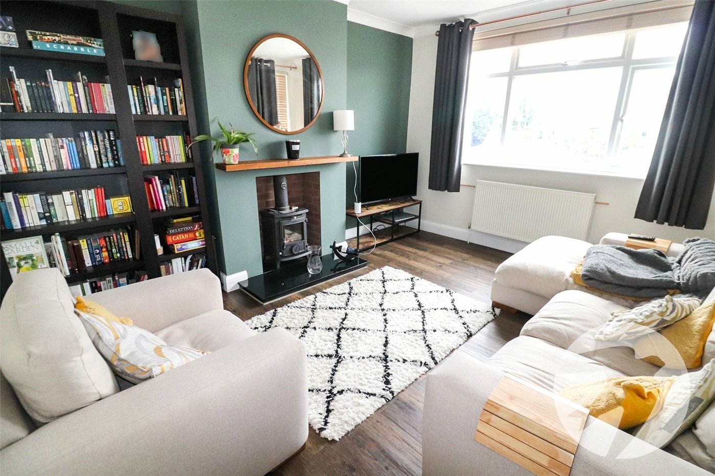 3 bedroom bungalow for sale in Barnehurst | Robinson Jackson