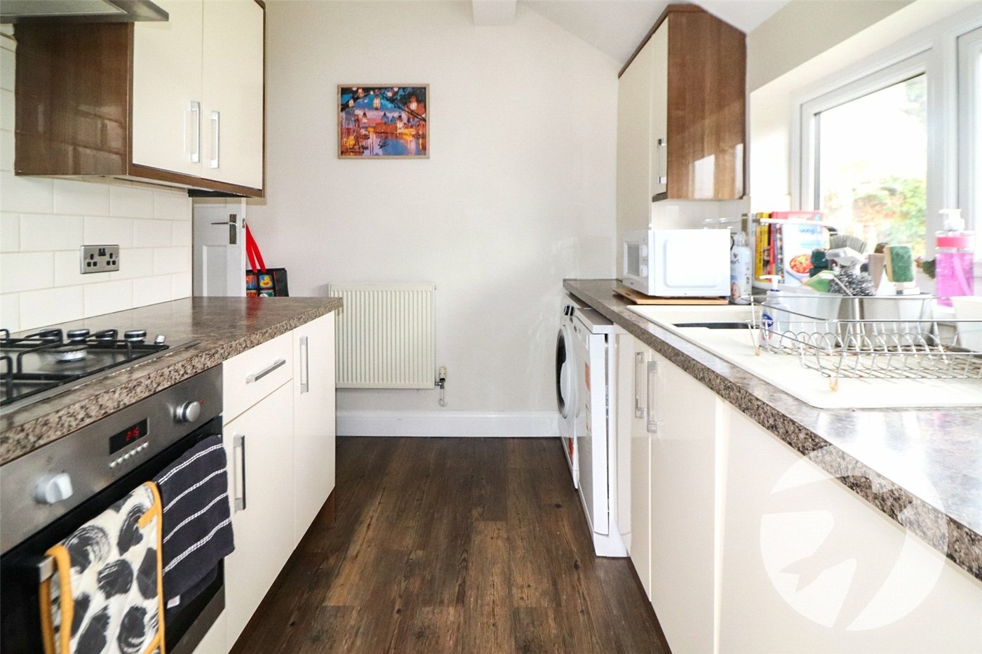 3 bedroom bungalow for sale in Barnehurst | Robinson Jackson