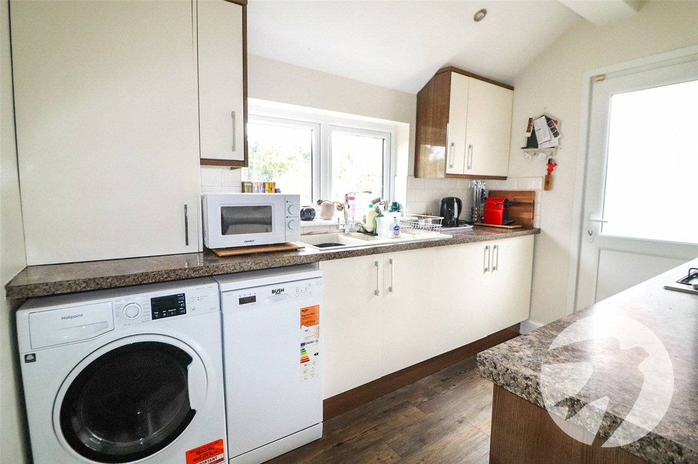 3 bedroom bungalow for sale in Barnehurst | Robinson Jackson