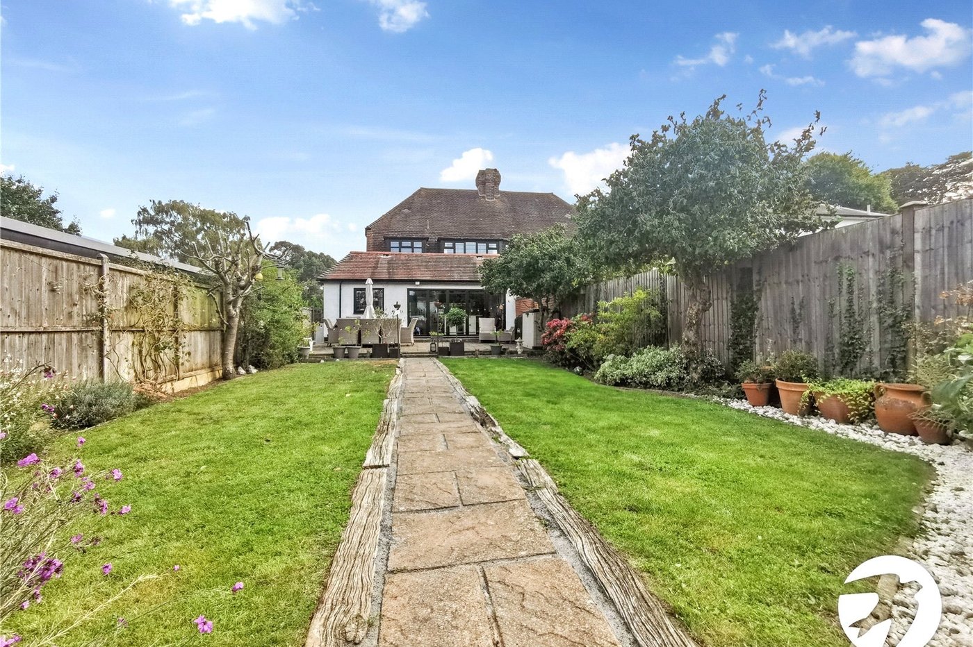 4 bedroom house for sale in Swanley Village | Robinson Jackson