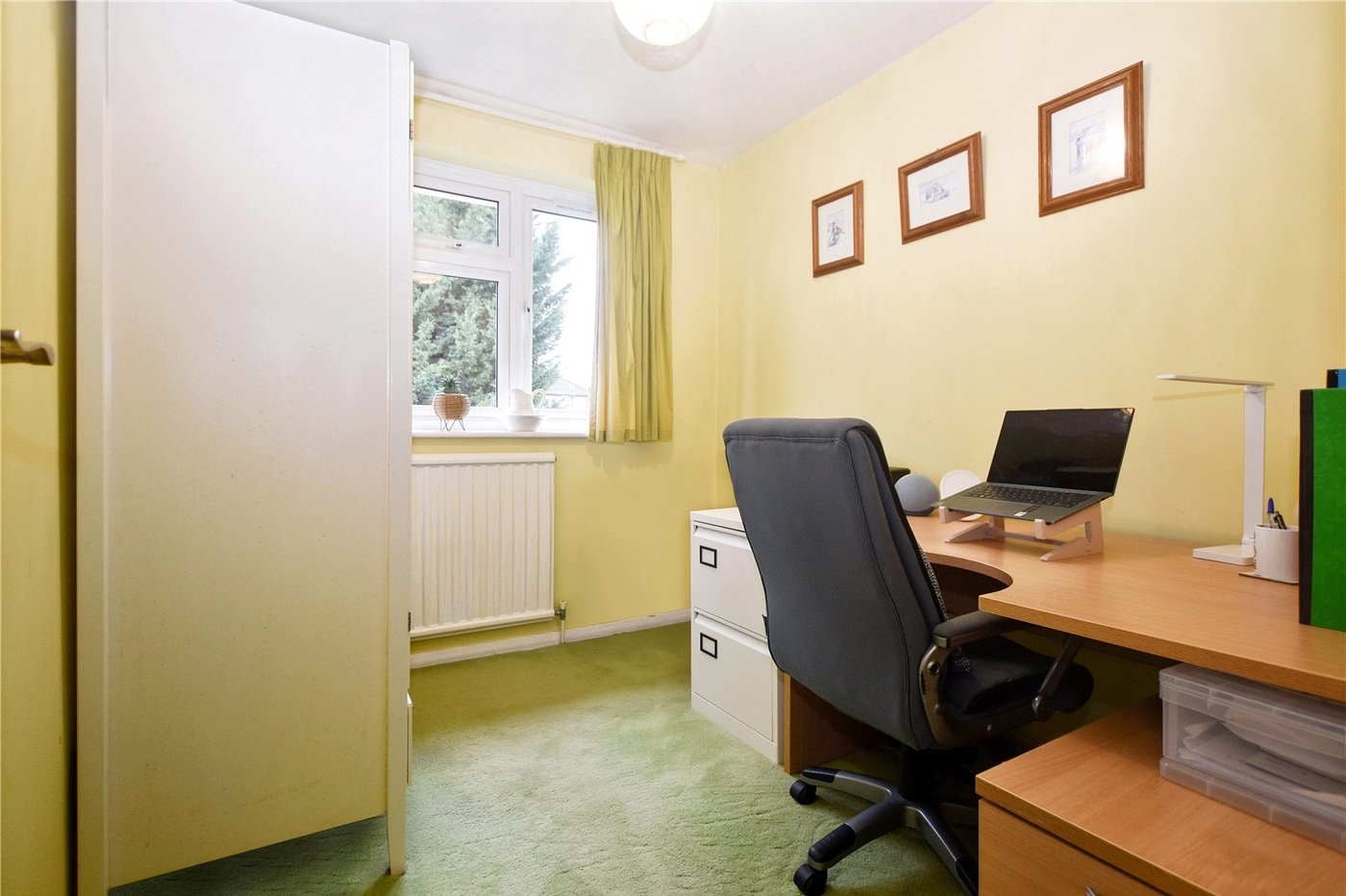 house for sale in Bexley, DA5 Robinson Jackson