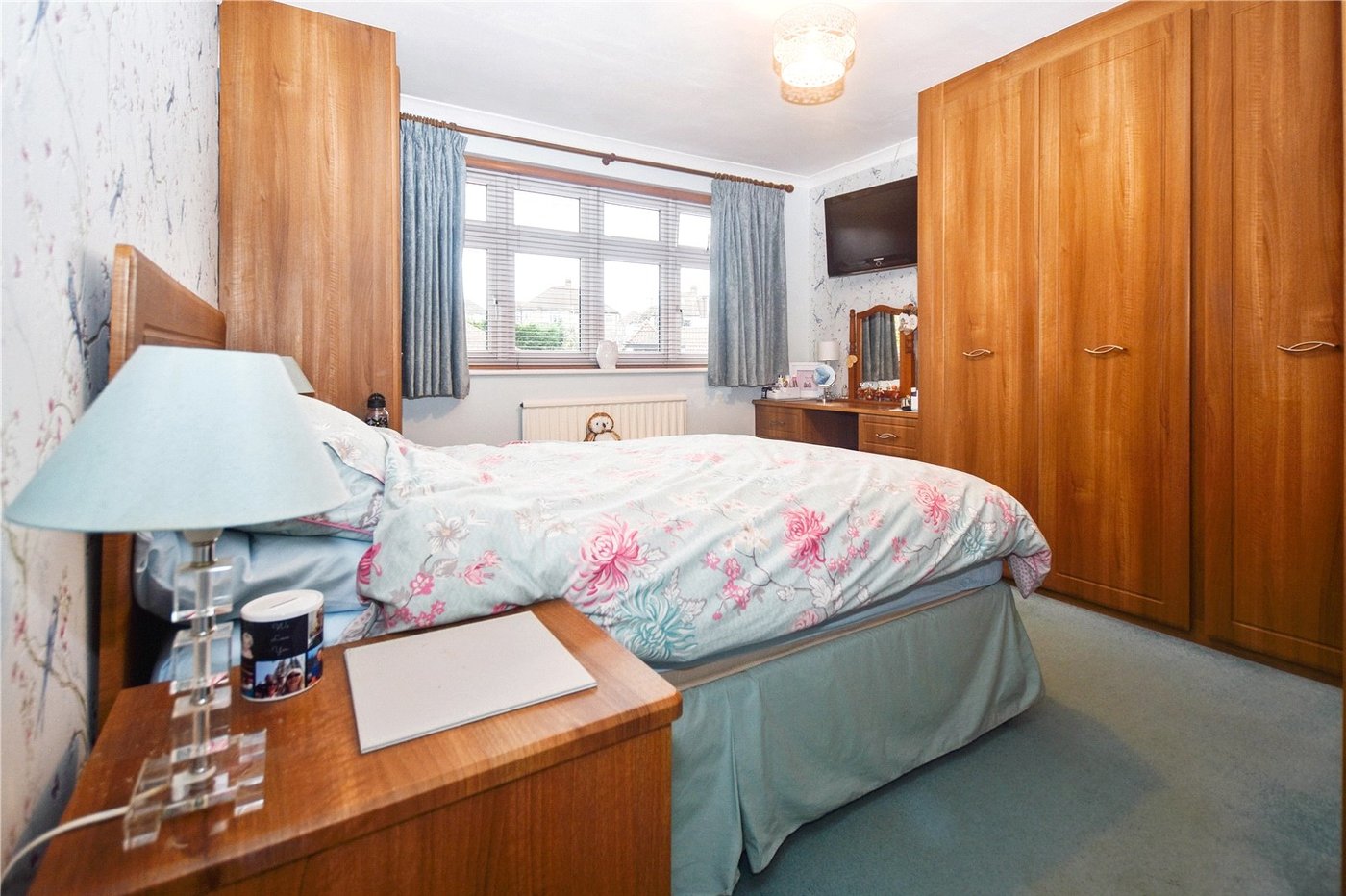 house for sale in Bexley, DA5 Robinson Jackson