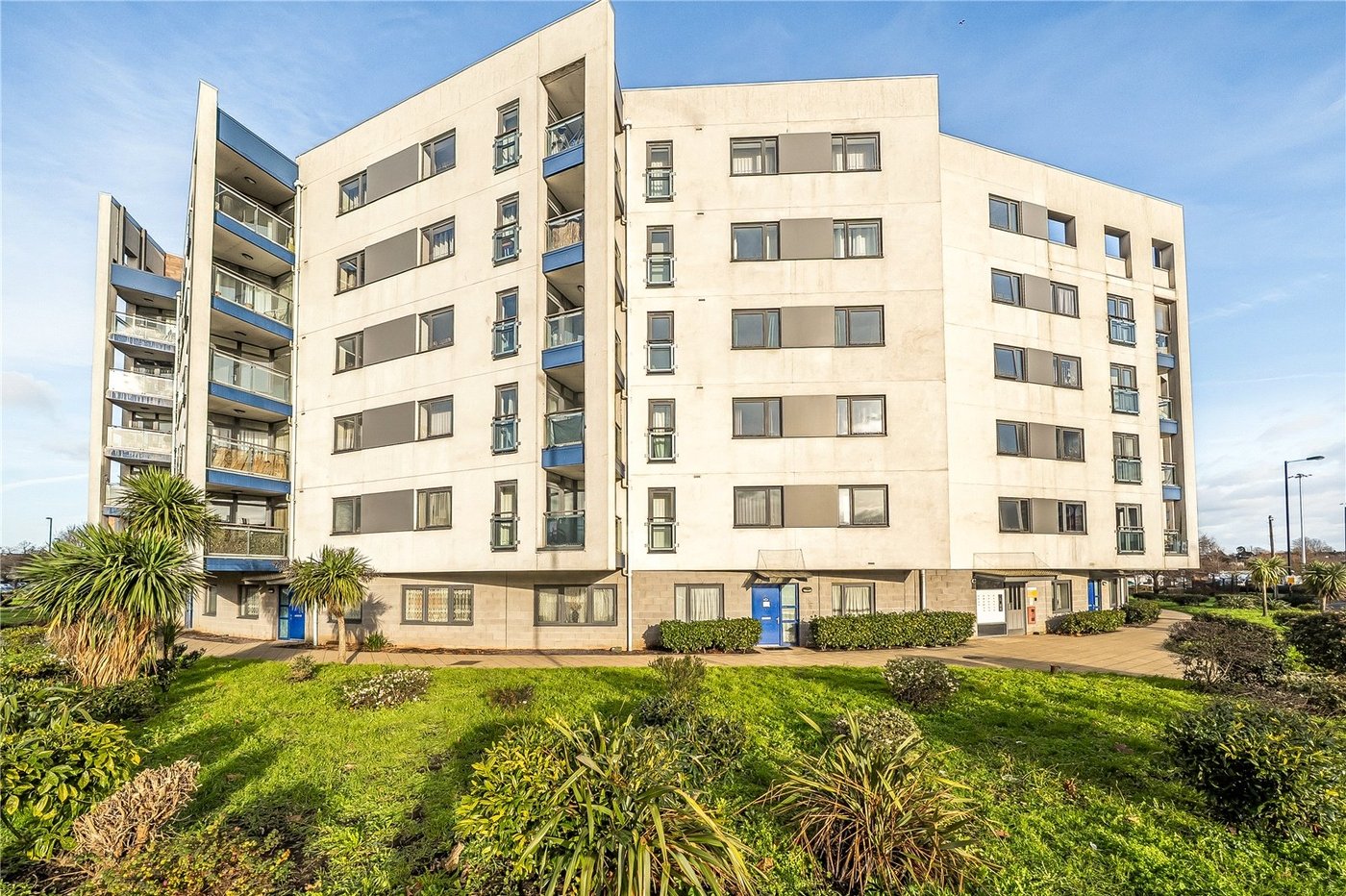 1 bedroom property for sale in London | Robinson Jackson