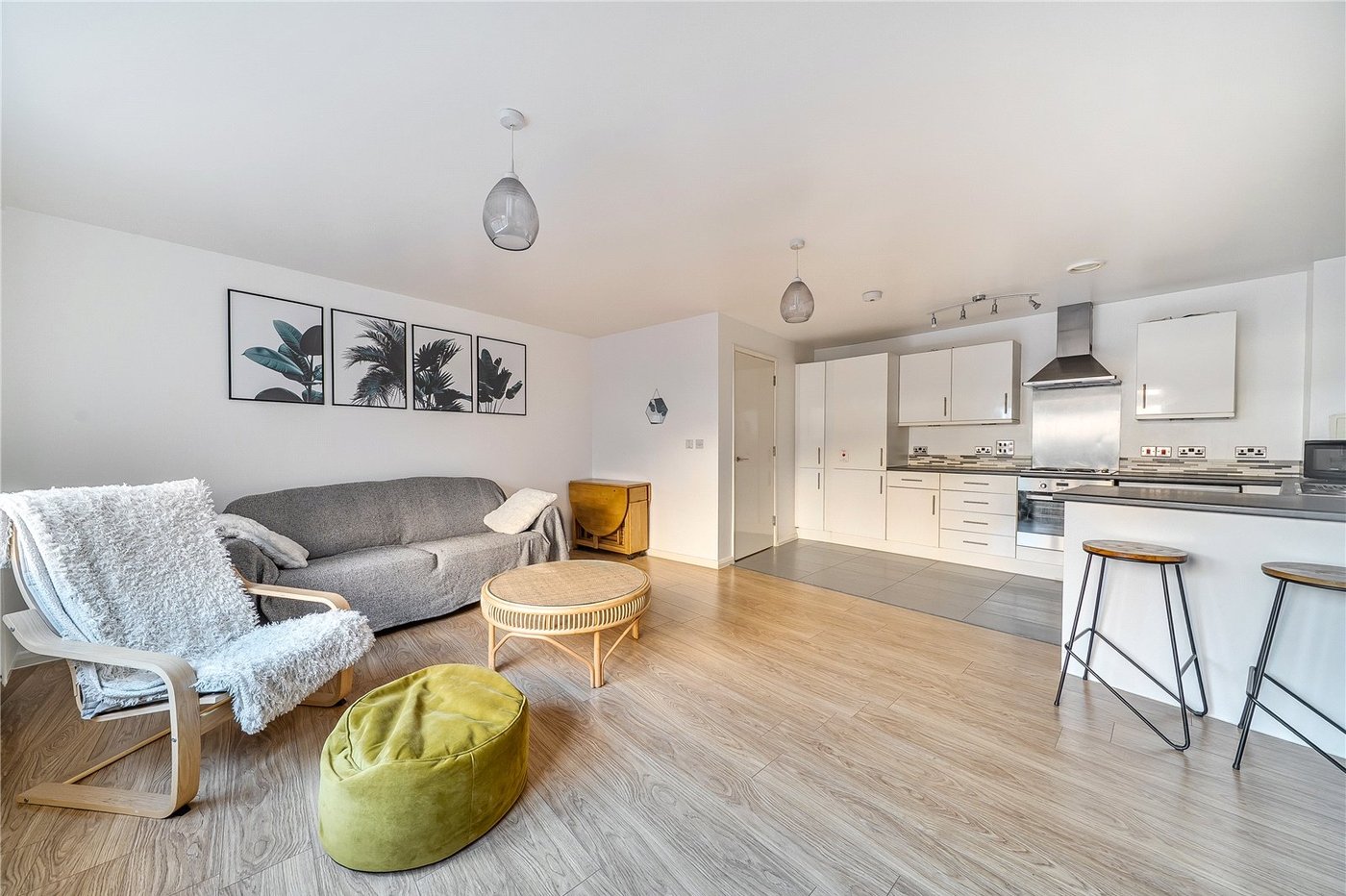 1 bedroom property for sale in London | Robinson Jackson