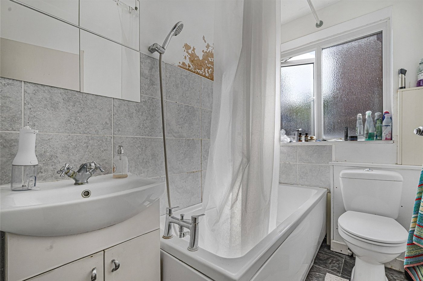 2 bedroom property for sale in Welling | Robinson Jackson