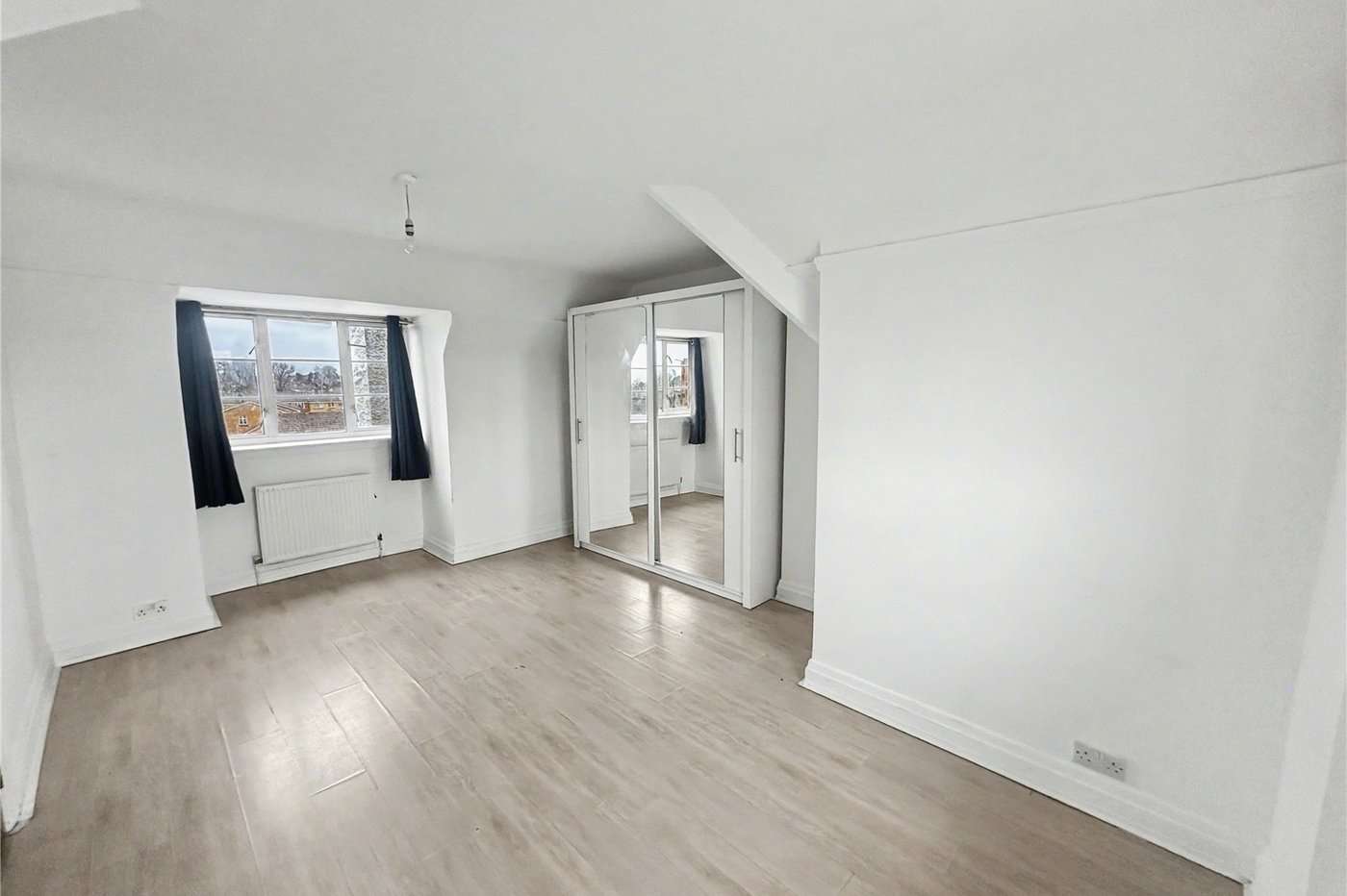 3 bedroom property for sale in Welling | Robinson Jackson