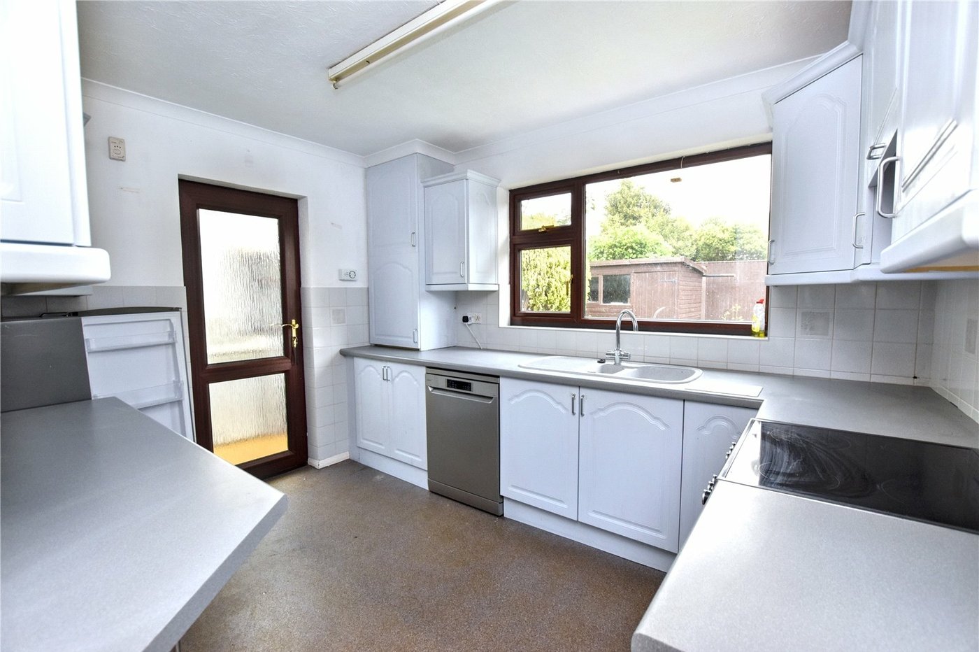 2 bedroom bungalow for sale in Bexleyheath | Robinson Jackson